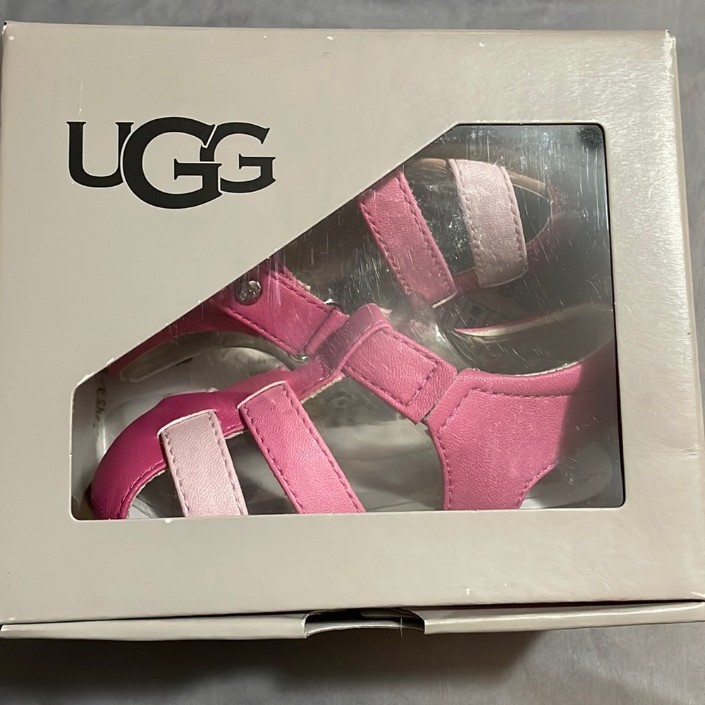 Ugg toddler sandals